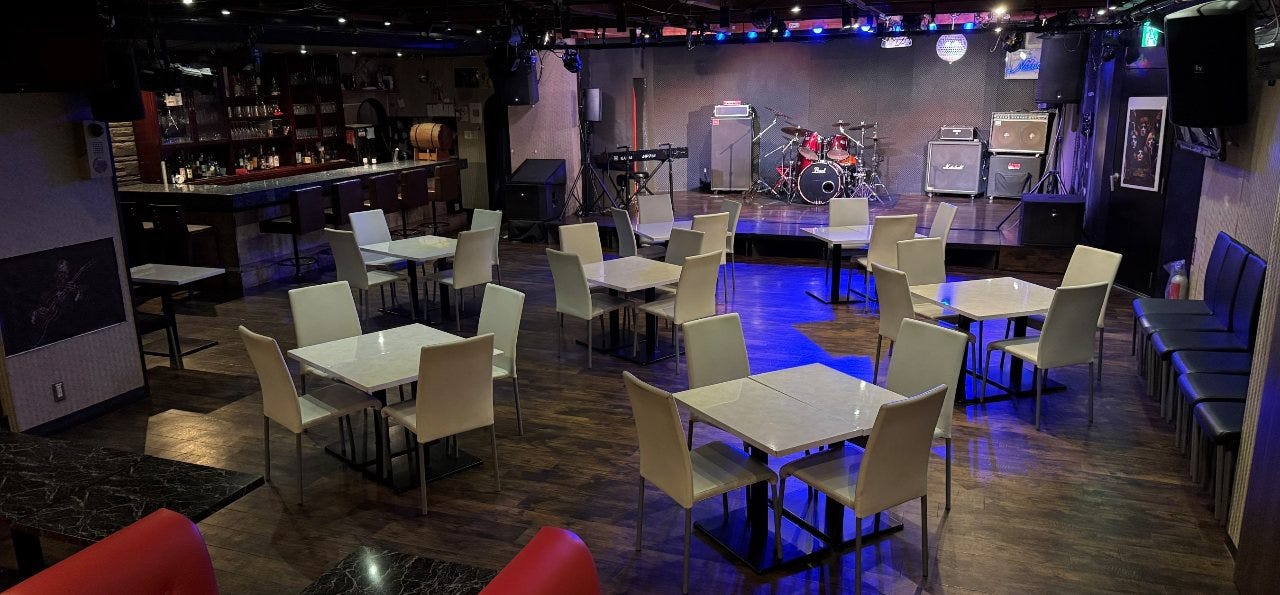 Live BAR ニューエイト