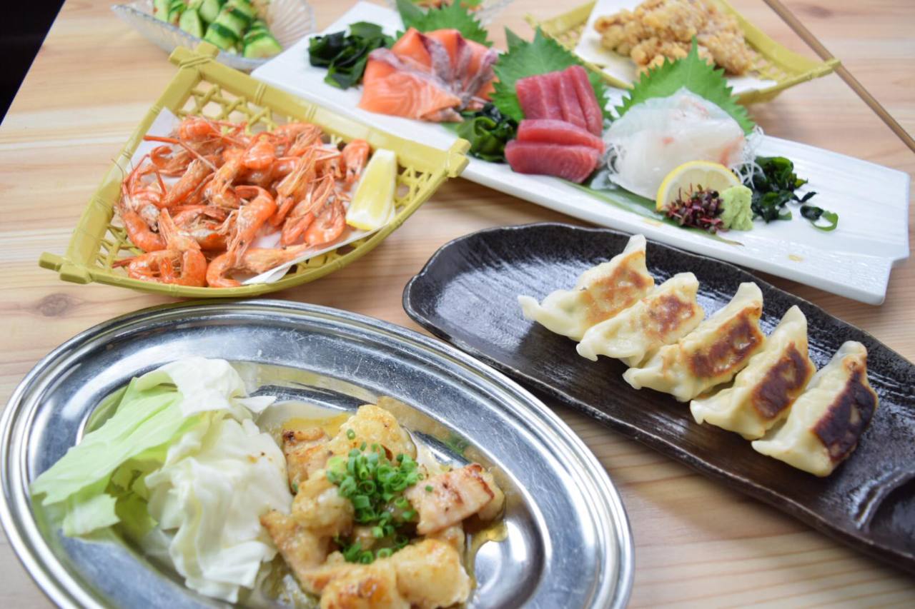 宴会とお座敷 三日月商店 大和駅前店