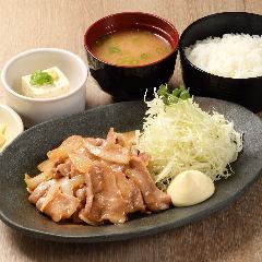 ご飯の進む定食メニューご用意しております◎