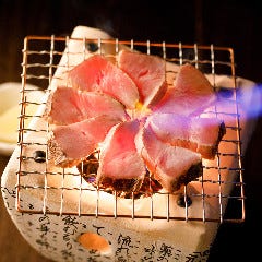 こだわりの日本酒や焼酎と相性抜群の一品料理もご一緒にどうぞ