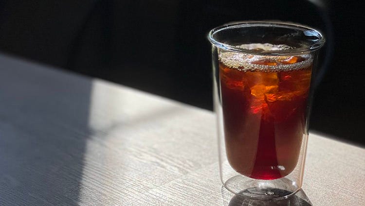 ROUGH cafe dinning bar_プレートメニューには、選べるドリンクをお付けいたします