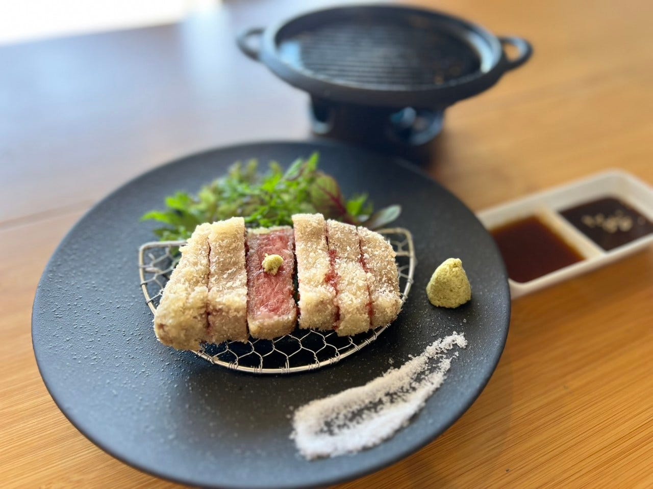 佐賀牛A4ランクのブランド牛を贅沢に牛カツでお楽しみ下さい。 ROUGH cafe dinning bar_佐賀牛A4ランクのブランド牛を贅沢に牛カツでお楽しみ下さい。