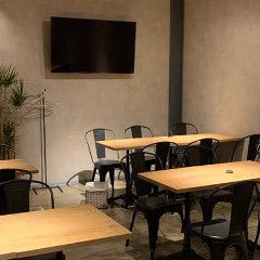 ROUGH cafe dinning bar_佐賀駅から徒歩3分の好ロケーションも魅力のひとつです