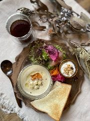 ROUGH cafe dinning bar_自家製スープモーニングプレート