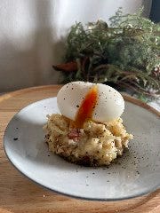 ROUGH cafe dinning bar_ROUGH風粒マスタードと黒胡椒の自家製ポテトサラダ