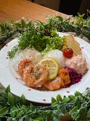 ROUGH cafe dinning bar_ガーリックシュリンププレート