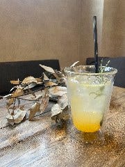 ROUGH cafe dinning bar_自家製レモネード／自家製アップルネード