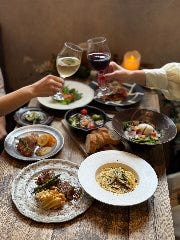 ROUGH cafe dinning bar_＜８品＞ ５５００円ディナーコース「２時間飲み放題付き」