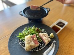 ROUGH cafe dinning bar_ディナー限定の佐賀牛の牛カツをお楽しみください。