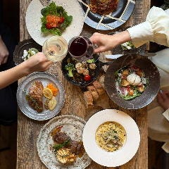 ROUGH cafe dinning bar_【120分飲み放題付】5,000円ディナーコース『アヒージョ、ビーフステーキ、パスタ（全7品）』