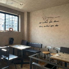 ROUGH cafe dinning bar_