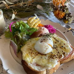 ROUGH cafe dinning bar_クロックマダム（ムッシュ）モーニングプレート１ドリンク付き