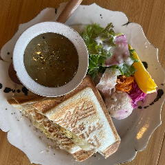 ROUGH cafe dinning bar_