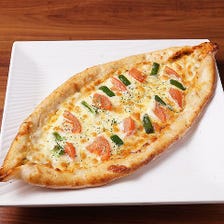 白チーズのピザ