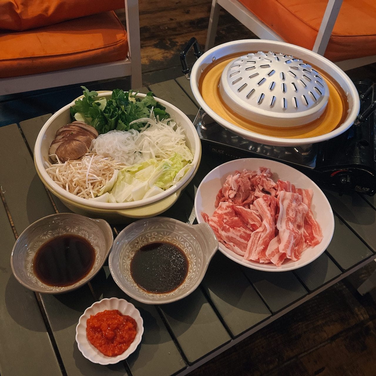 【タイ式】ムーガタ鍋