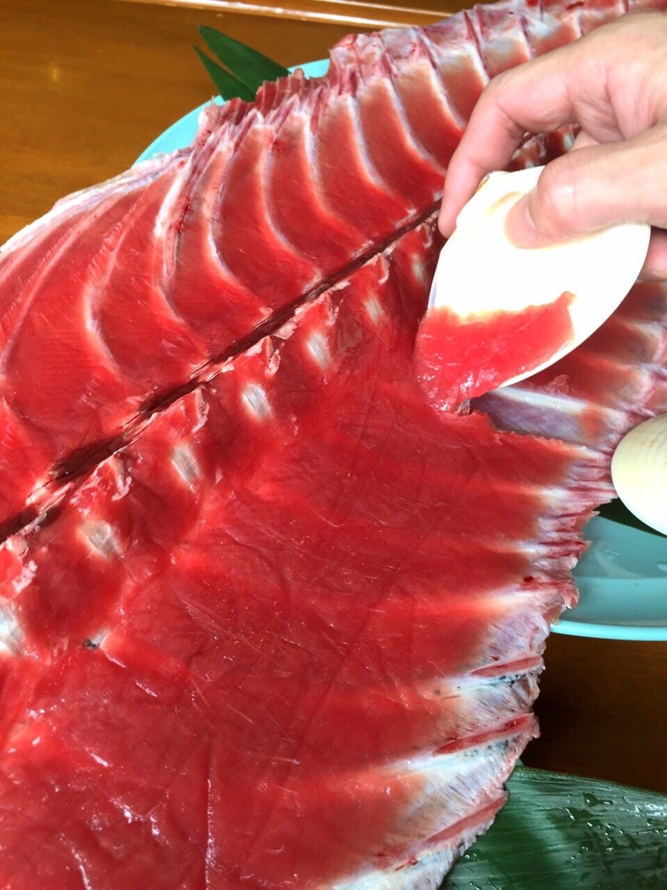 マグロ中落ち