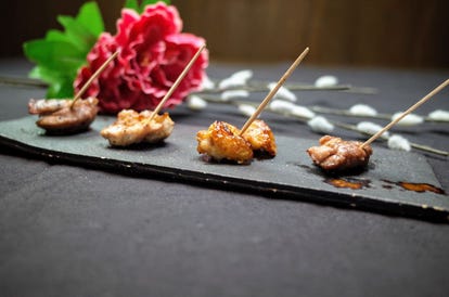 美味しいお店が見つかる 銀座の焼き鳥でおすすめしたい人気のお店 ぐるなび
