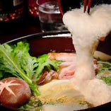 とろろたっぷり♪広島地鶏・鯵の特製つみれ入り喝一鍋は必食！