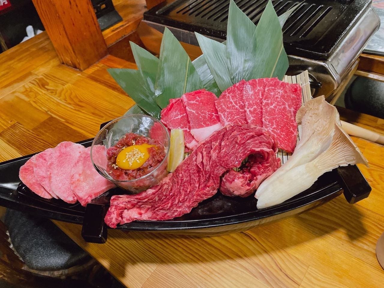 池下 ホルモン センター 総 本家
