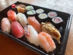 すし処 大敷_中すし盛り合わせ