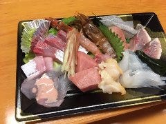 すし処 大敷_刺身盛り合わせ（1人前）