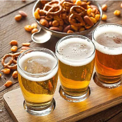 リーズナブルな飲み放題のみのコースあり♪