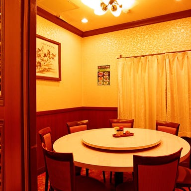 永福楼 石鍋麻婆豆腐とパクチー料理  店内の画像