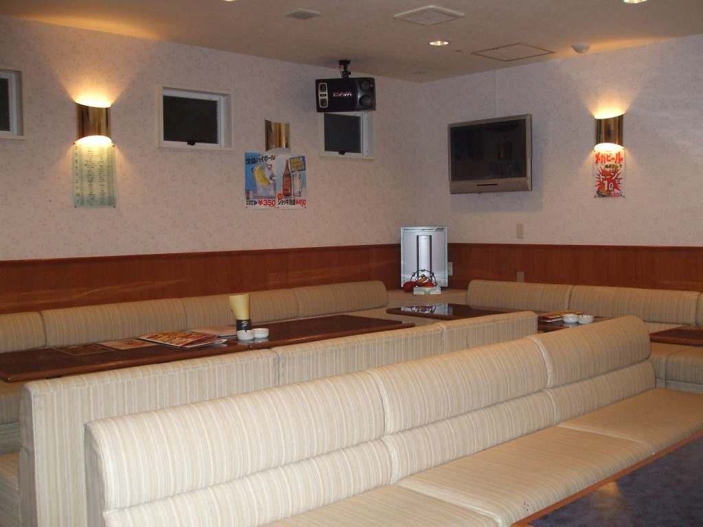 カラオケ ハウス とまと 一 日 橋 店(01)