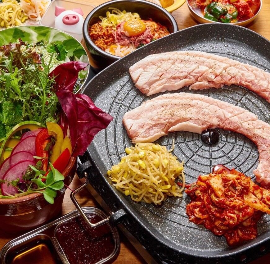 韓国料理×食べ放題 サムギョプサルとフライドチキン スリスリマスリ 梅田店 image
