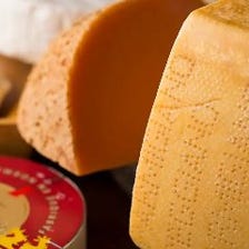 世界各地のチーズが大集結