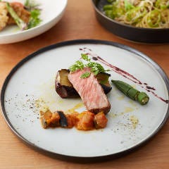 能登牛をはじめ、地元の食材をふんだんに使ったお料理をどうぞ！