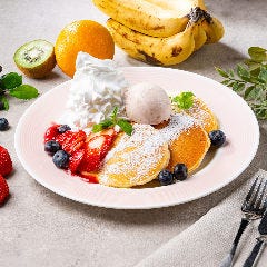 ベリー＆ベリーパンケーキ