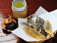 臭みのまったくない「ひれ酒」。 天日乾燥。長期熟成。