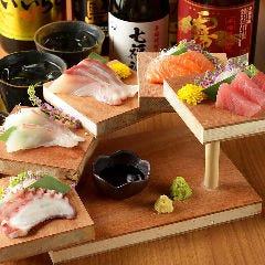 炊き肉と牛タンしゃぶしゃぶ ご馳走屋 名駅店のメニュー