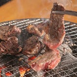 【力丸の楽しみ方】
上質肉×炭火七輪の焼肉が「食べ放題」でお楽しみいただけます！