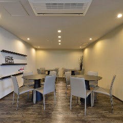 広々とした店内はゆっくりお過ごしいただけます！