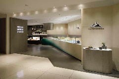 八 by PRESS BUTTER SAND 名古屋栄三越店