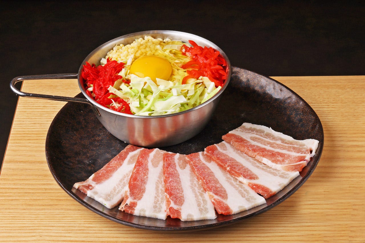 忘年会、新年会限定で楽しめるコースにつき豚玉もんじゃ