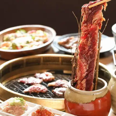 食辛房 広島船越店_老若男女大満足!最大127品の品揃え