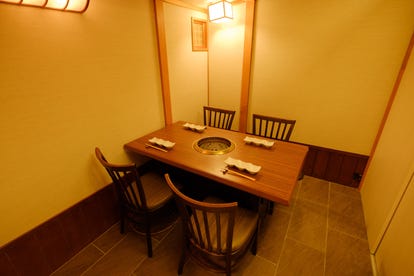 ゆったり個室 八丁堀で食事 ディナー 人気の完全個室 ソファー席など ぐるなび