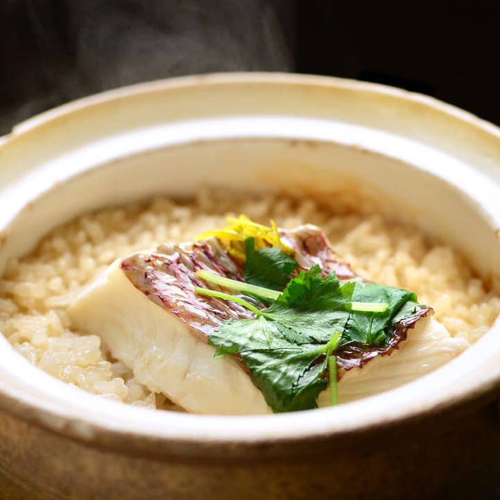 特別栽培米を使用！新鮮な鯛を咲椀特製出汁で炊きあげました！