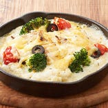 4種のチーズと奈良県産ヒノヒカリ＆古代米のドリア