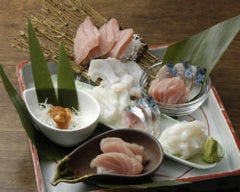 刺身盛り合わせ
