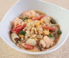 干し貝柱入り海鮮あんかけチャーハン