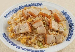 ◆料理長お薦め◆皮付き豚バラ肉入りチャーハン 蝦醤風味
