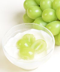 ◆季節限定デザート◆<麝香葡萄杏仁豆腐>シャインマスカット入り杏仁豆腐