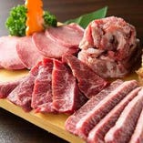 上質なお肉で焼肉！
豚肉から牛肉まで豊富にご用意しております