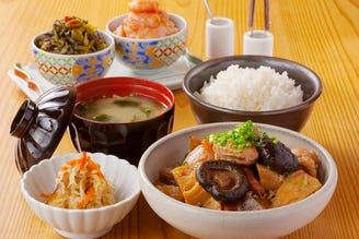 博多もつ鍋 やまや 大阪あべの店 ランチメニュー ぐるなび