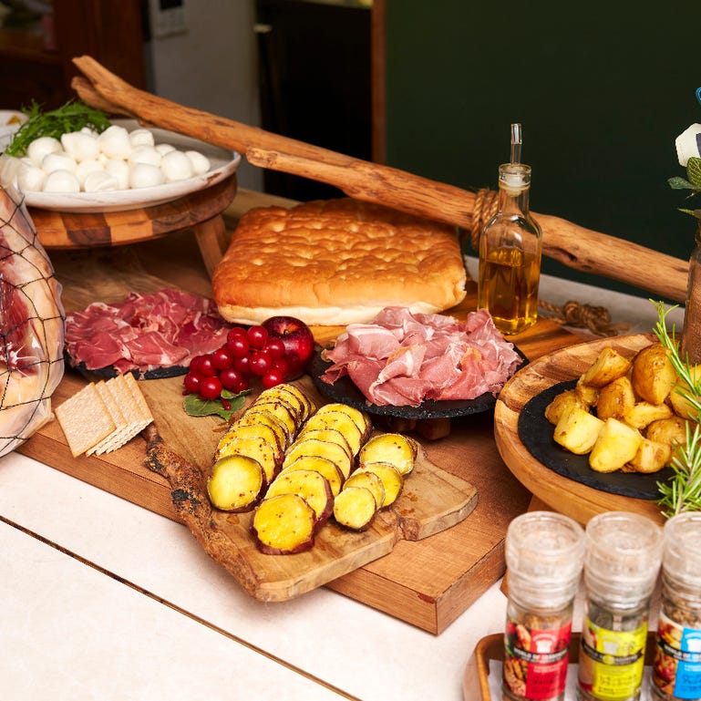 Buffet Garden veggie+ (ベジプラス)_【2時間食べ飲み放題】ベジプラススタンダート宴会コース 4000円 ビュッフェスタイルのパーティープラン