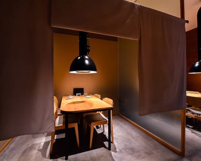 ゆったり個室 西中洲 春吉の焼肉でおすすめ 人気の完全個室 ソファー席など ぐるなび